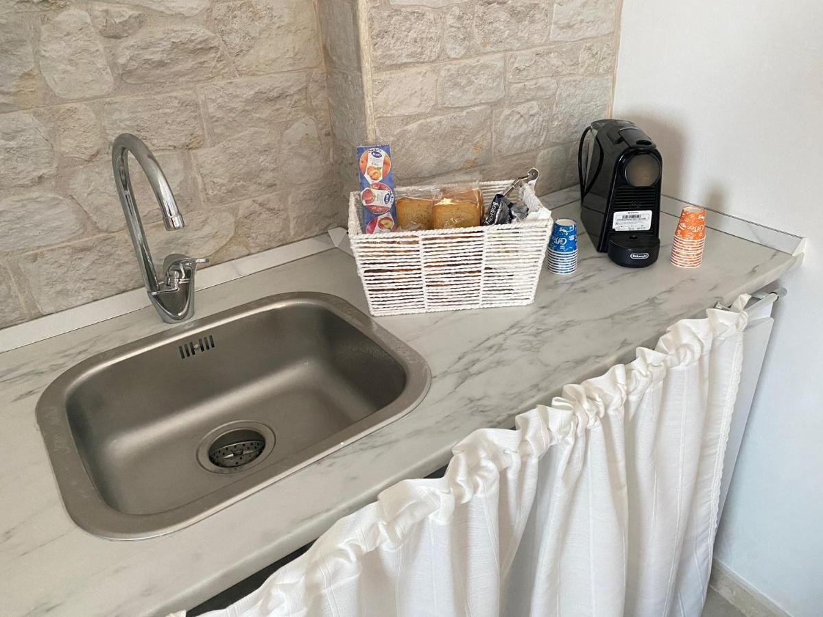 Nyx Dea Della Notte Apartamento Bari Exterior foto