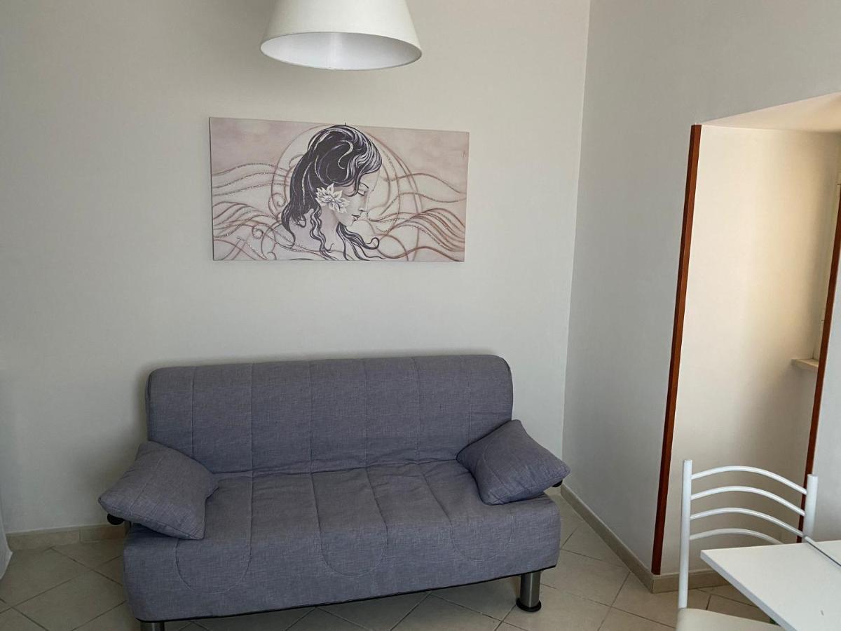 Nyx Dea Della Notte Apartamento Bari Exterior foto